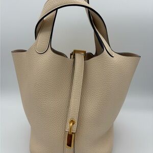 Hermès Picotin Lock bag Beige Leather